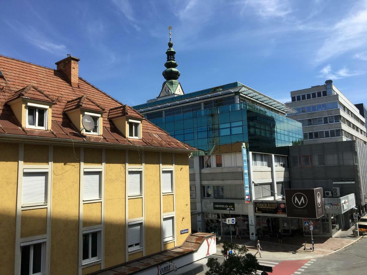 Die Stadtoase Klagenfurt am Woerthersee Luaran gambar